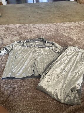 Kids Silver Velvet Pajama Set - Soft Nightwear